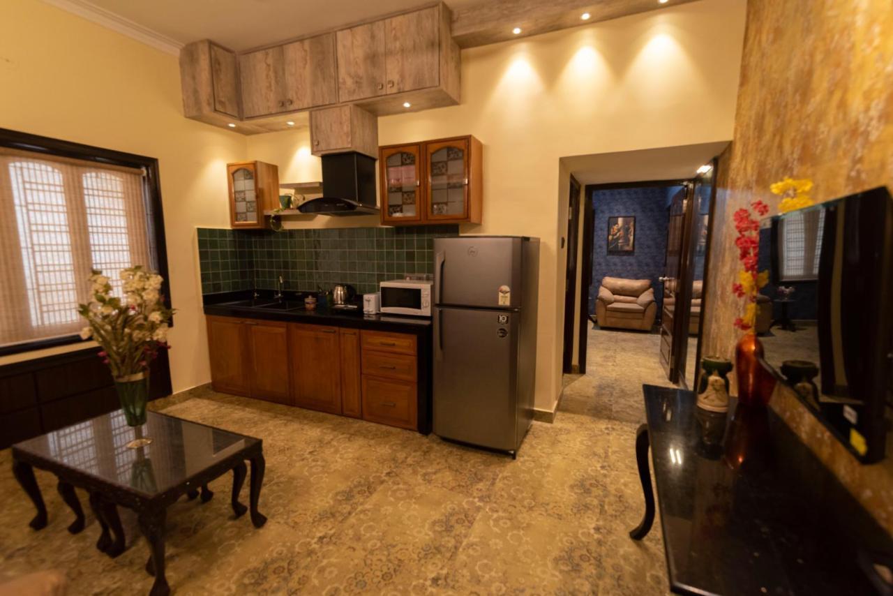 Hotel J'S Nest à Calcutta Extérieur photo
