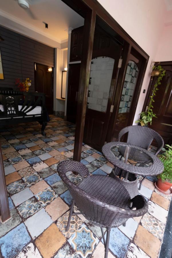 Hotel J'S Nest à Calcutta Extérieur photo
