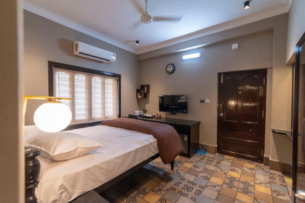 Hotel J'S Nest à Calcutta Extérieur photo